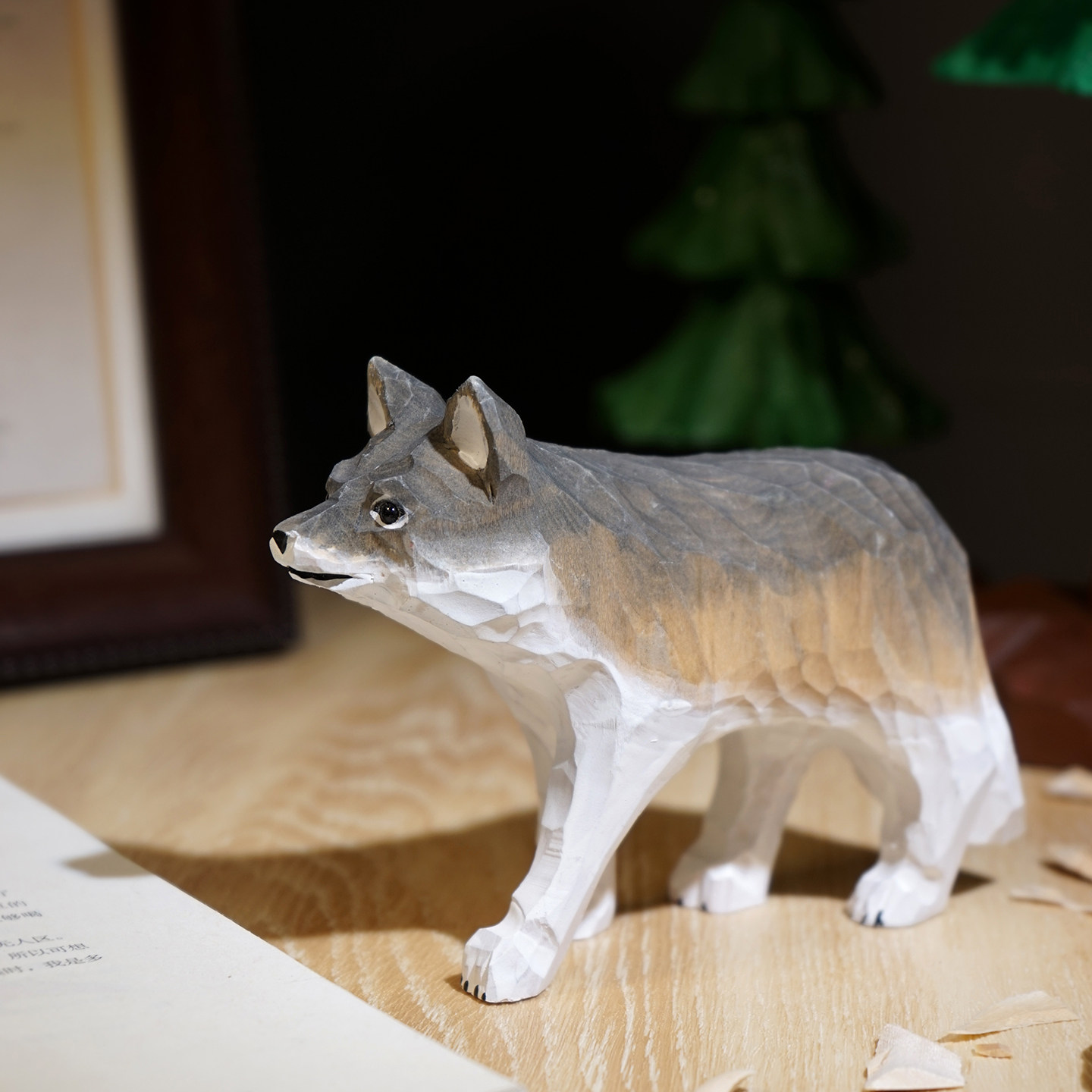 “狼来啦~”手工木雕小摆件可爱动物创意工位电视柜桌面装饰品,家居饰品,装饰摆件,淘宝优惠券,粉丝福利购,淘宝优惠卷