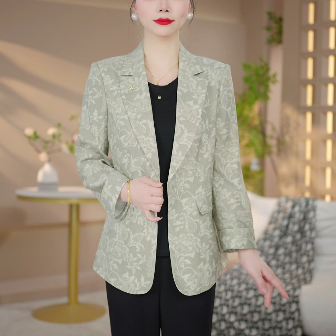 高级感气质印花西装外套女2026春夏季新款时尚干练百搭西服上衣