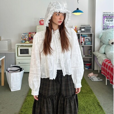 韩国甜美蕾丝钩花连帽衬衫