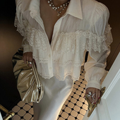 衬衫 垫肩长袖 女上衣 甜美翻领蕾丝木耳花边泡泡袖 韩国东大门法式