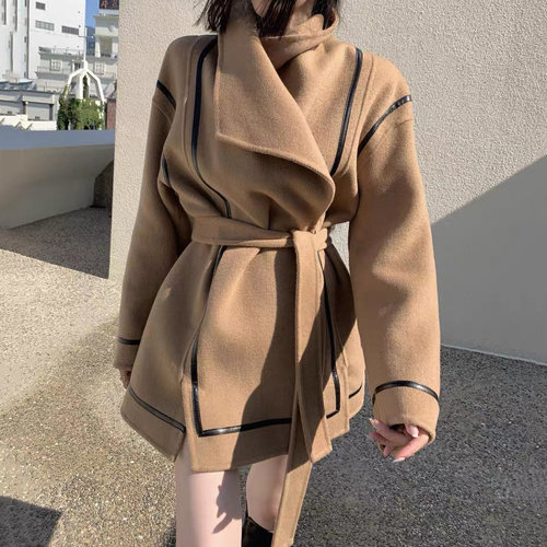 韩国东大门高级感羊绒呢子大衣女收腰显瘦保暖中长款斗篷毛呢外套 - 封面