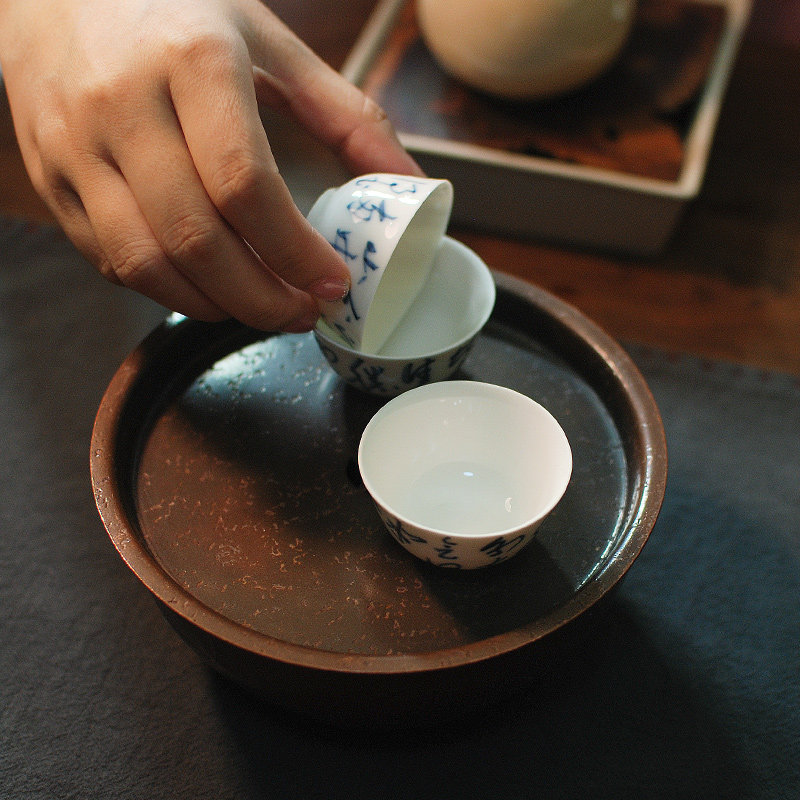 喜悦茶铺建水仿古铜带盖壶承