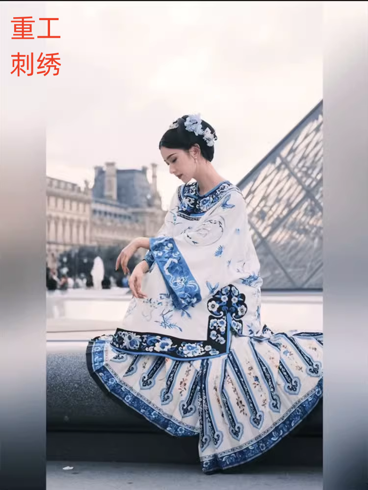 格格旗装清朝服装晚清汉服女青花瓷刺绣上衣马面裙套装2024新款春 女装/女士精品 汉服套装 原图主图