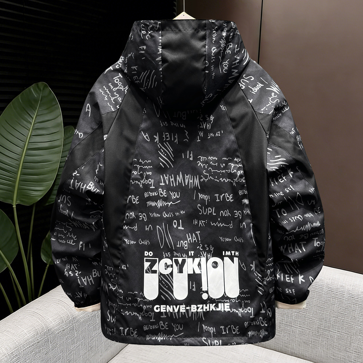 工装连帽夹克男春秋新款潮流涂鸦印花休闲外套青年时尚情侣上衣