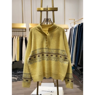 【晓艾档口实拍】美式复古包扣竖条半高领提花开衫女秋冬款上衣潮