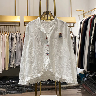 【晓艾档口实拍】早春洋气优雅气质法式花边领花束胸针绣花小衫