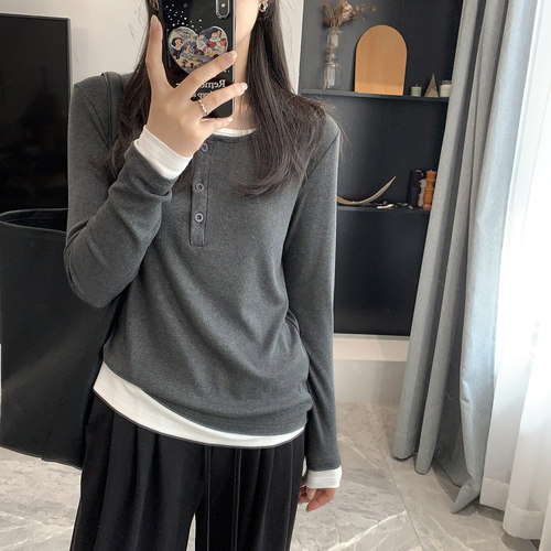 赵可乐~瘦成纸片人2025秋新假两件叠穿螺纹扣子套头长袖T恤女通勤