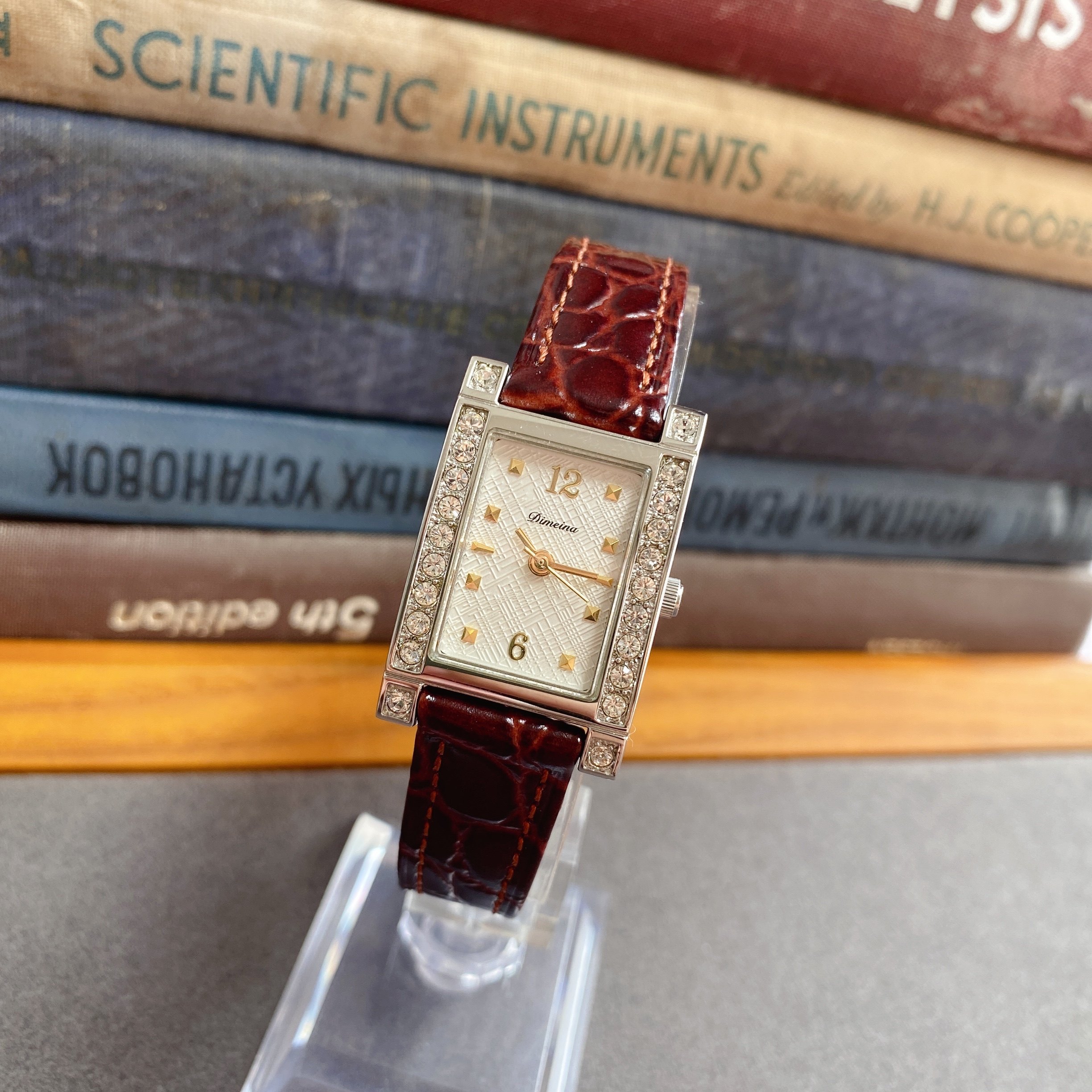 蒂美娜镶钻简约文艺轻奢新款