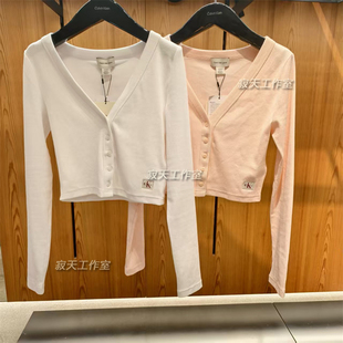 CK Jeans25早秋新款女士时尚辣妹经典绣标V领纽扣针织开衫47C204G