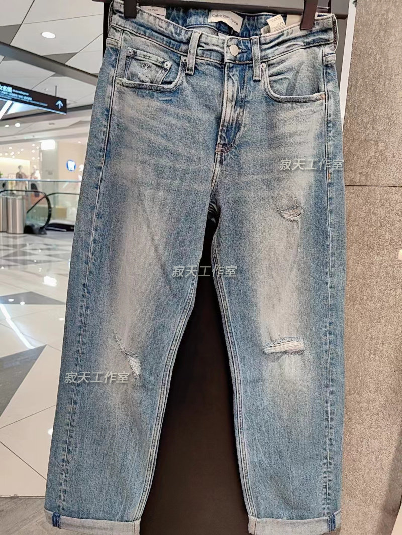复刻90系列CK Jeans 24年春夏新款男士复古破洞直筒牛仔裤J325396