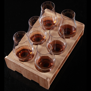 标准品酒威士忌杯日式酒杯 烈酒杯 闻香杯 郁金香杯架套装 品鉴杯