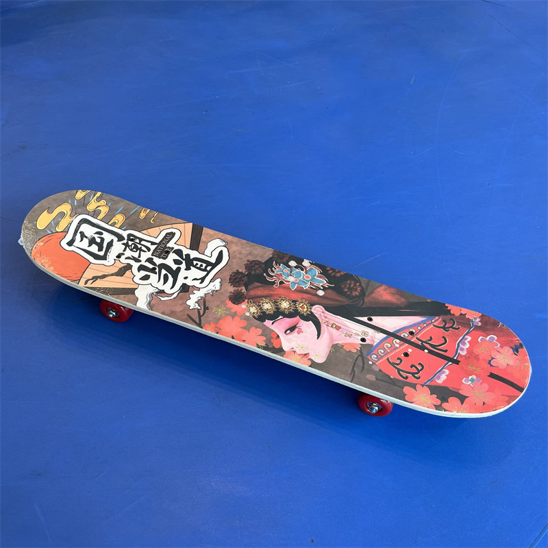 80cm滑板双翘板初学者入门活力板成人四轮刷街青少年静音滑板车