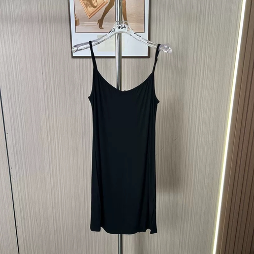 1064撤柜mb春夏季时尚百搭打底吊带