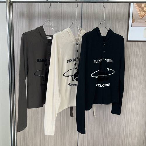 7215品牌剪标美式复古连帽印花卫衣2026短款秋季新款显瘦长袖上衣