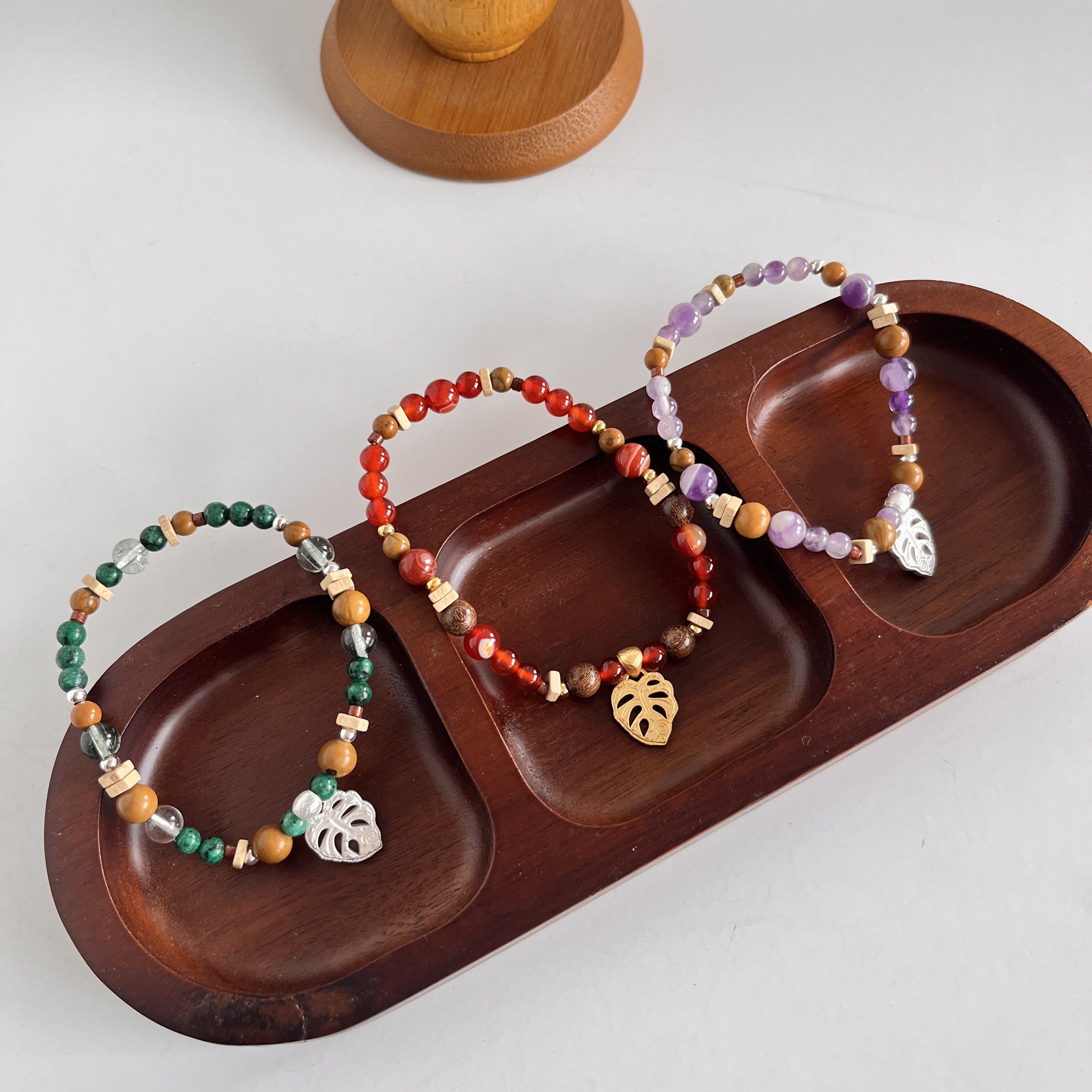 SWAHIL夏季新款龟背叶串珠手串女复古小众设计高级感度假风手链