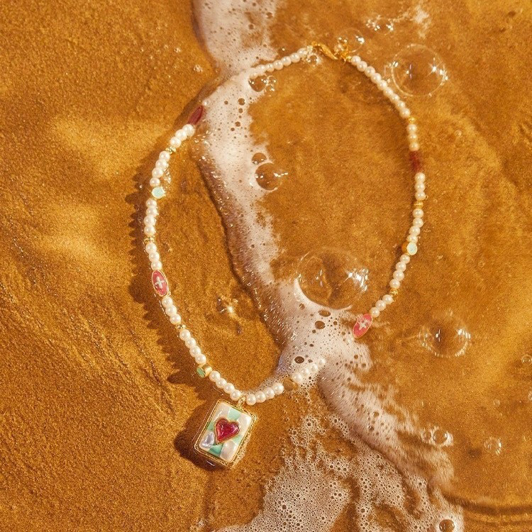 易梦玲宋亚轩同款紫眼爱心珍珠项链小众设计多巴胺撞色个性锁骨链