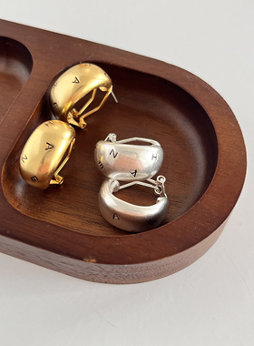 法式中古款vintage复古做旧字母时髦优雅小众高级感耳扣耳环女