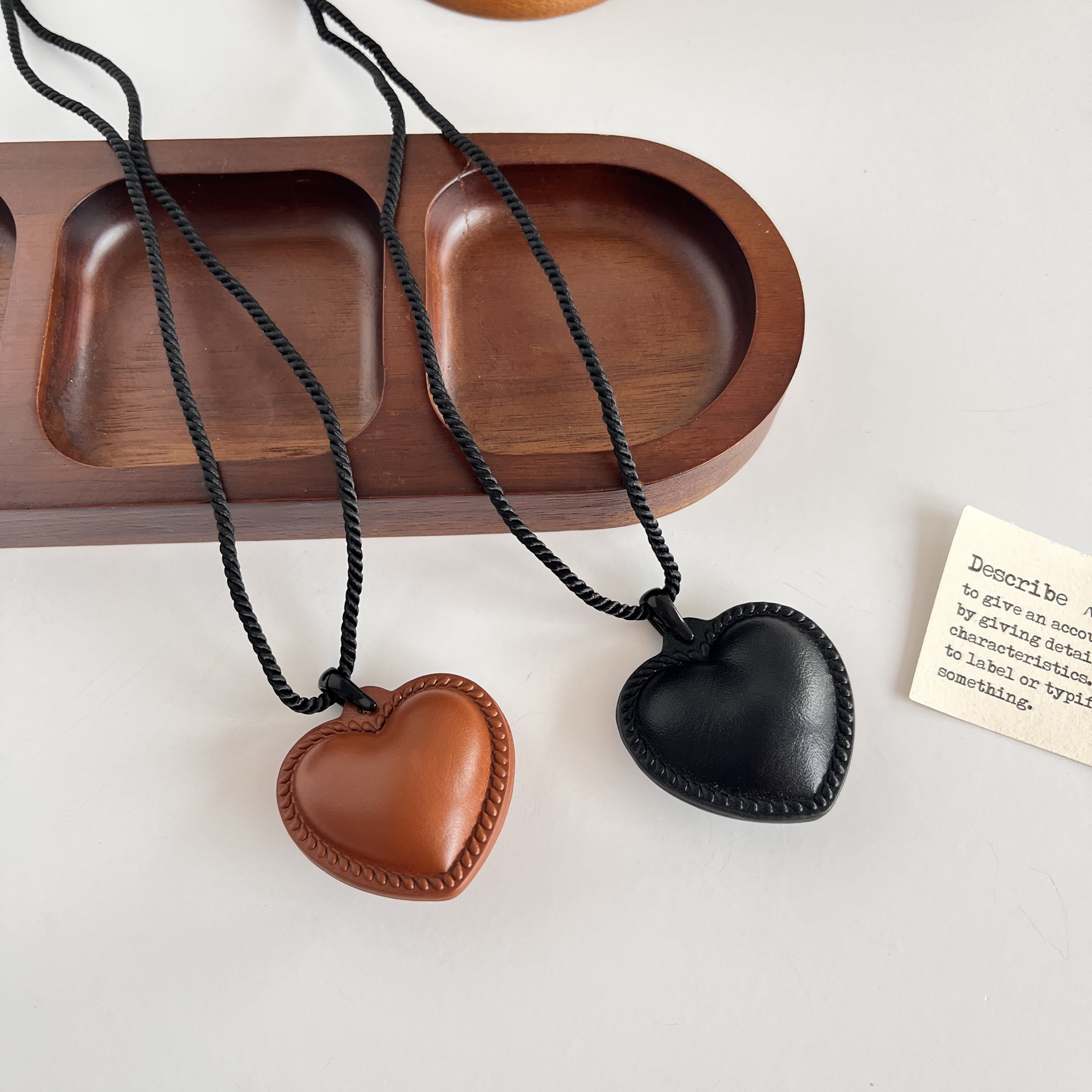 fever同款皮质爱心麻绳项链黑桃心时髦百搭可调节可爱辣妹项链女