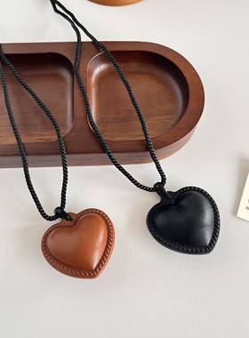 fever同款皮质爱心麻绳项链黑桃心时髦百搭可调节可爱辣妹项链女