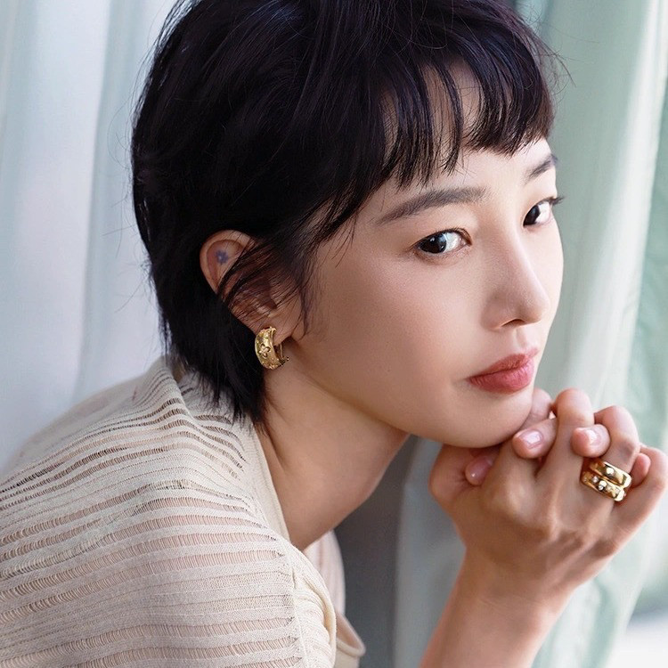 好团圆向前白百合同款镂空花朵耳环女布契拉提风复古耳扣气质简约