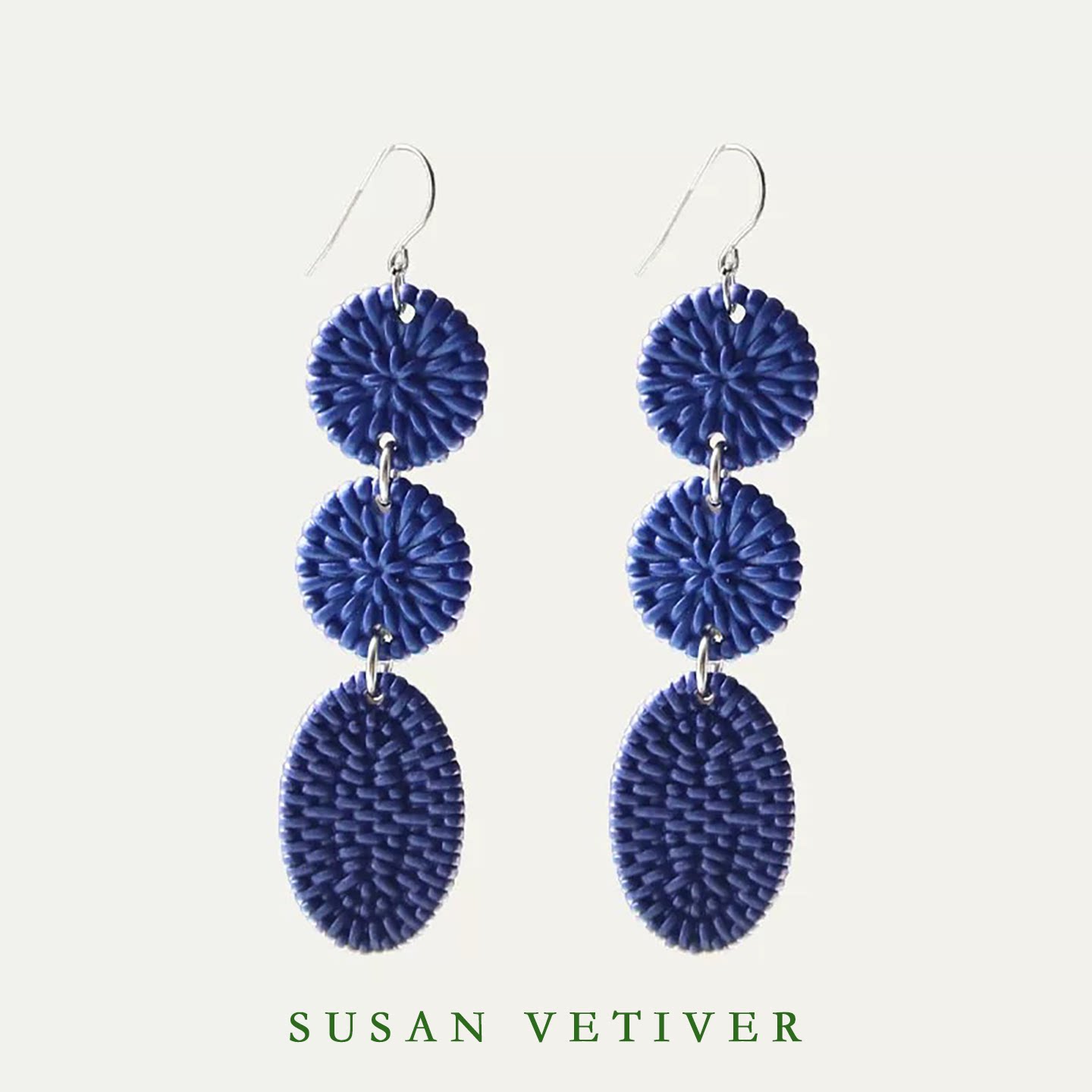 SUSAN VETIVER 「蓝」新现代风格克莱因蓝几何树脂简洁单品耳环