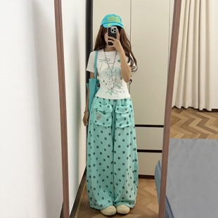 多巴胺甜妹穿搭休闲运动套装女夏季修身正肩短袖波点阔腿裤两件套