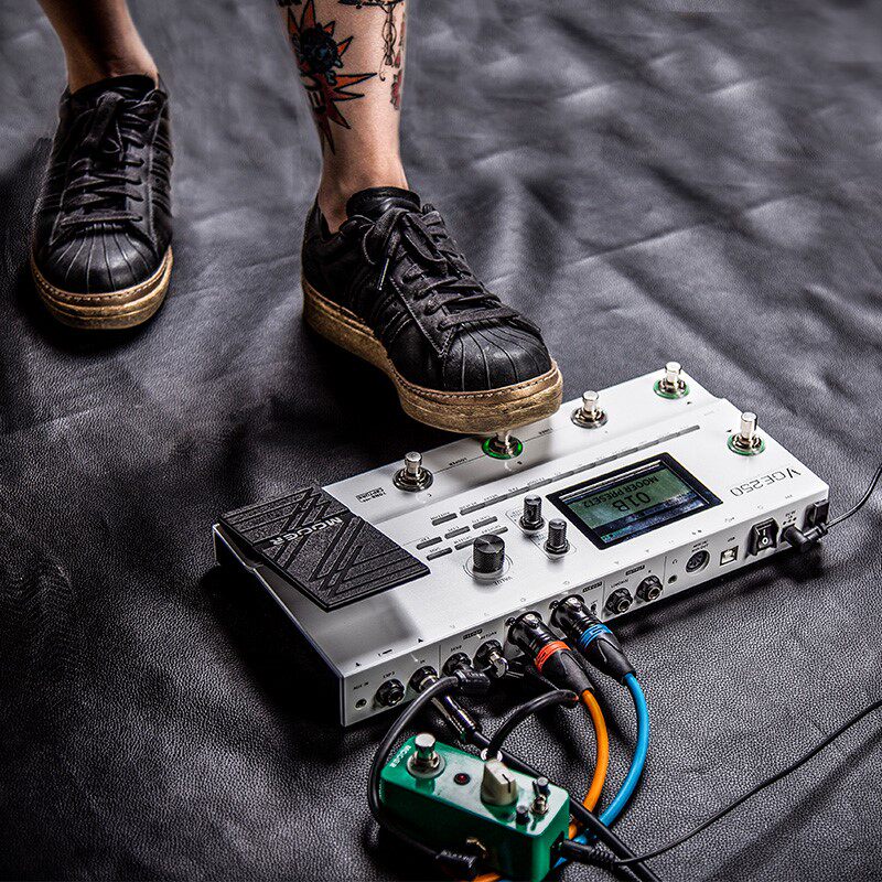 MOOER Electric Guitar comprehensive Effects GE250/150 major simulation Drum machine LOOP loop IR samplingin the Musical Instruments/Guitar/Piano/Fitting , Musical Instrument Accessories , Guitar Accessories , Multi-effects  category - from Buy2taobao.com to provide professional Taobao agent buy service