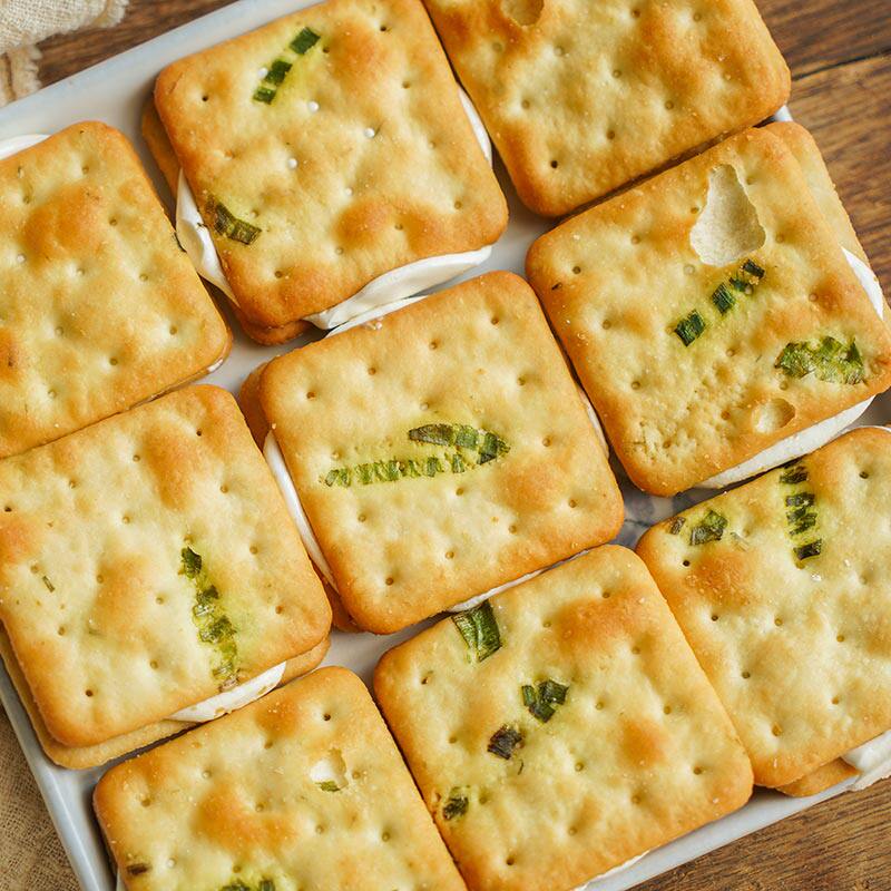 一块古早味！手工牛轧饼干 牛扎夹心风味糖香葱苏打饼包邮等一味