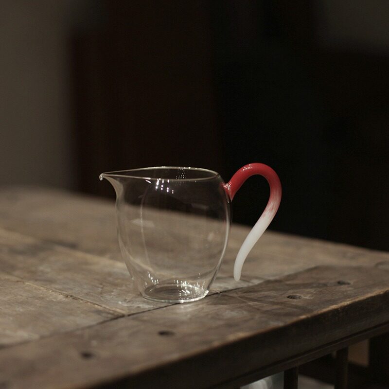 云窝淡然玻璃公道杯渐变红色茶海图片