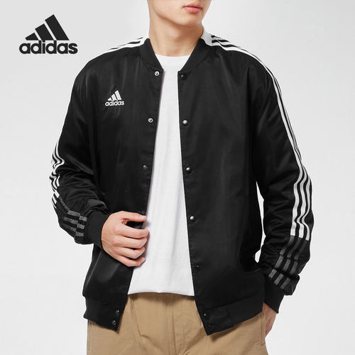 Adidas新款男子运动休闲服