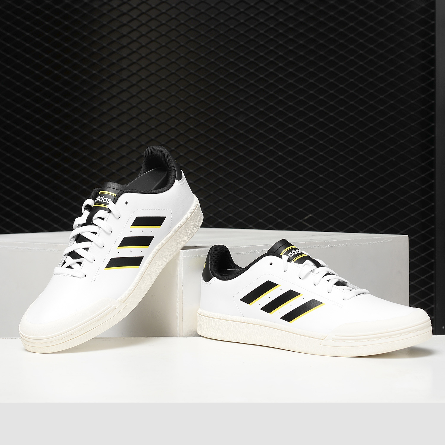 运动休闲鞋Adidas/阿迪达斯男子