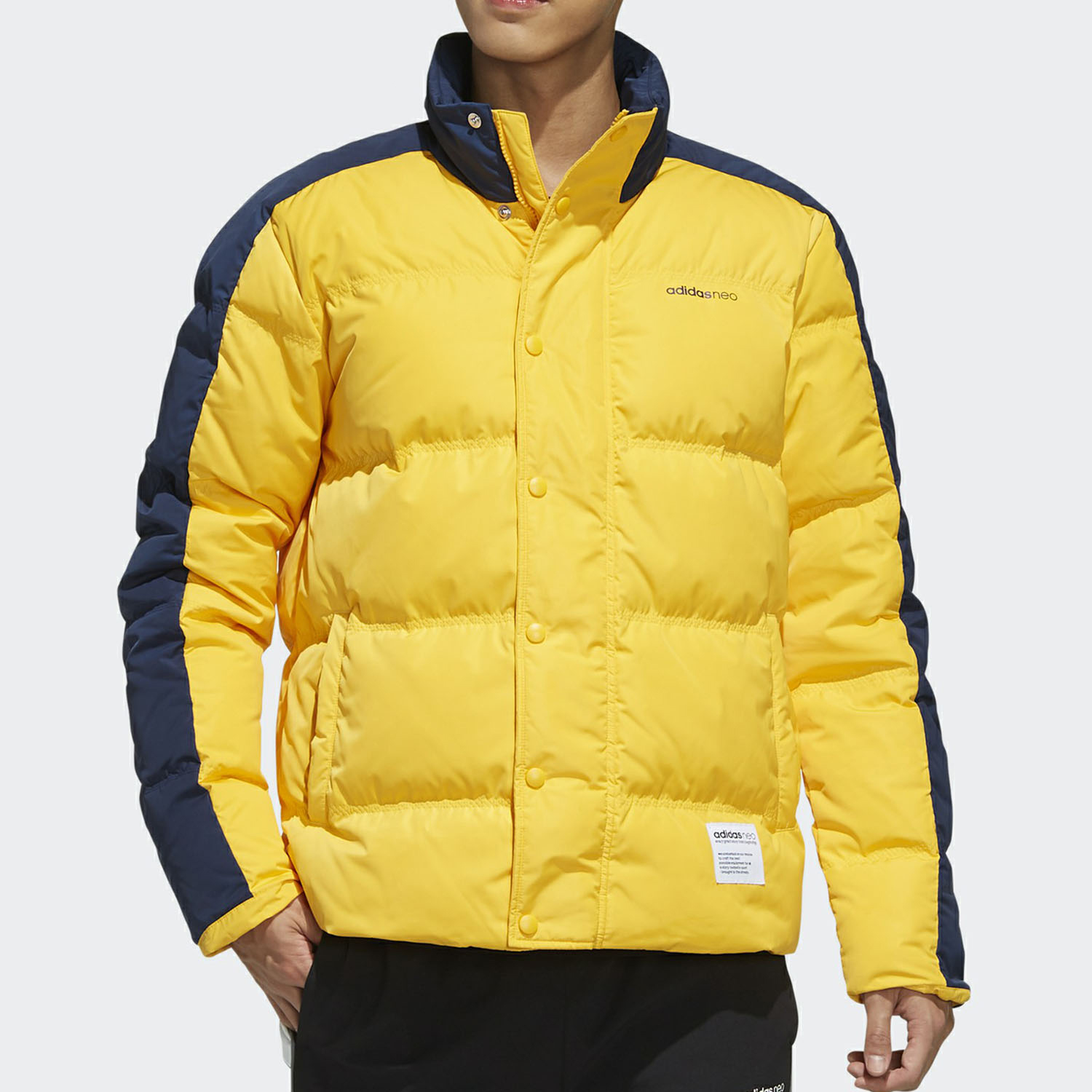 阿迪达斯保暖时尚男子羽绒服正品