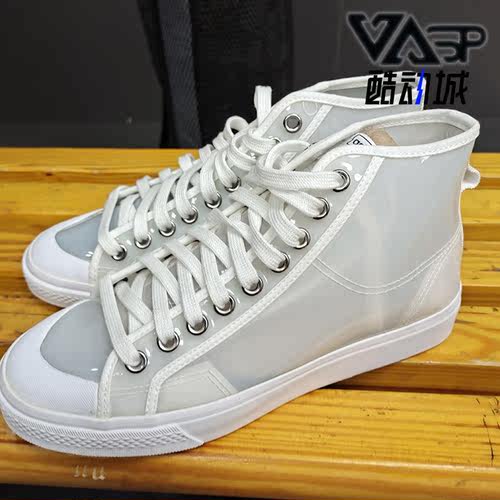 休闲鞋Adidas/阿迪达斯高帮