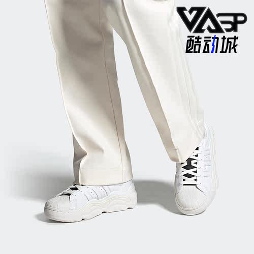阿迪达斯正品女子板鞋