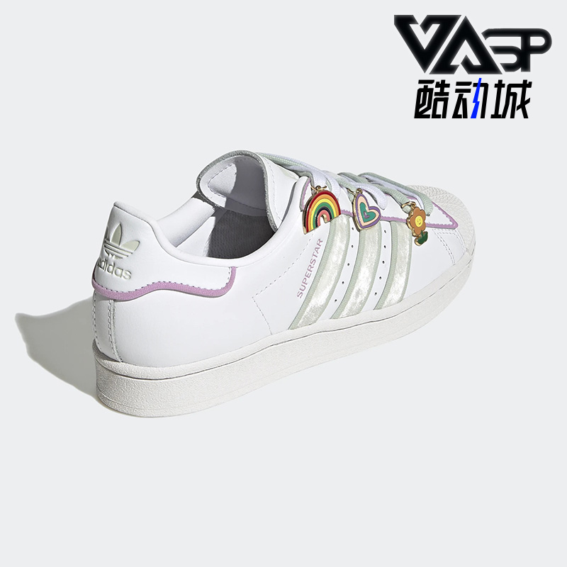 阿迪达斯正品女子板鞋