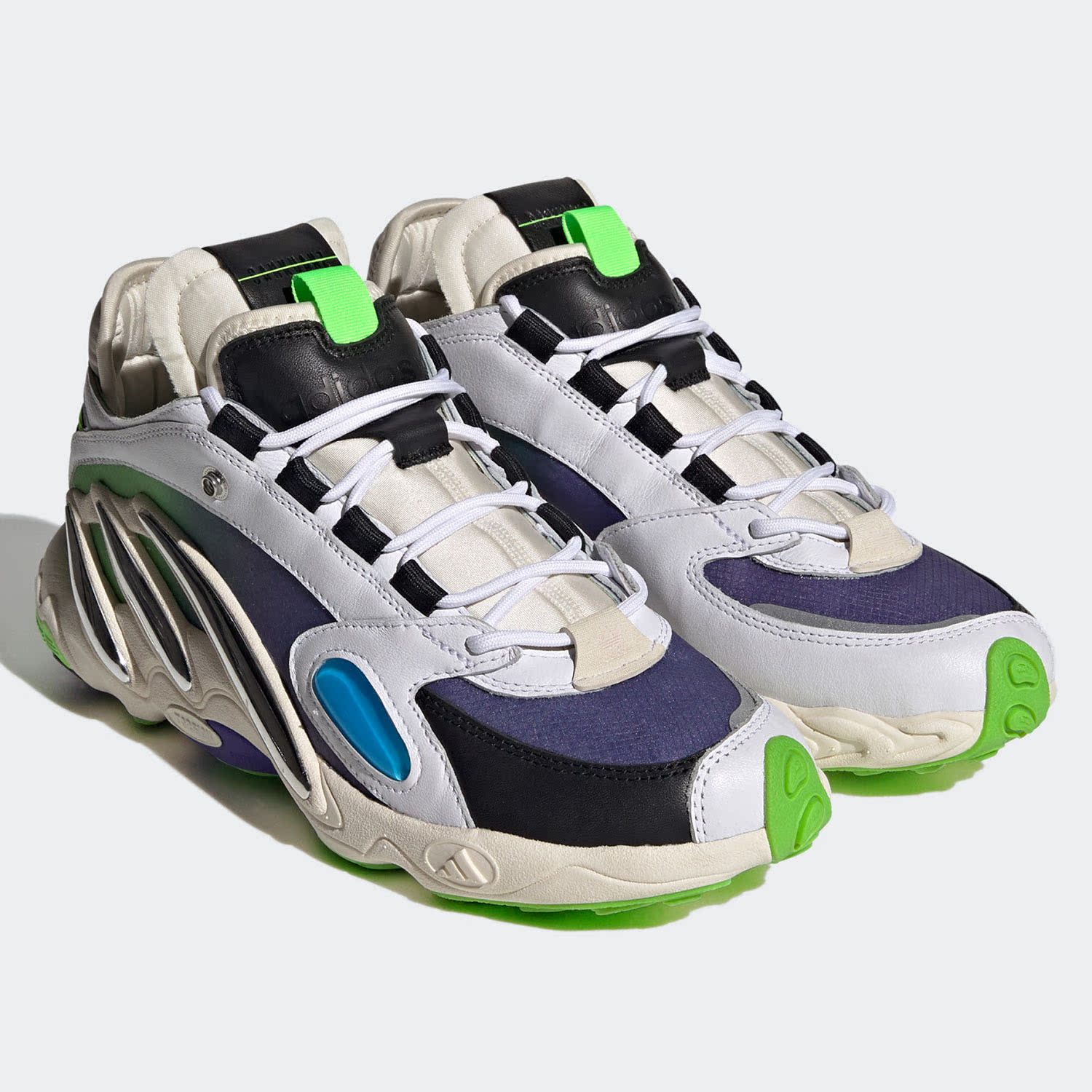 休闲鞋Adidas/阿迪达斯