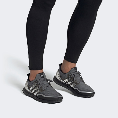 Adidas/阿迪达斯男子跑步鞋