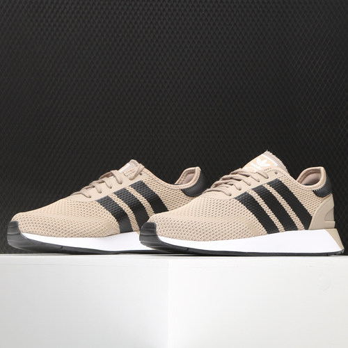运动跑鞋Adidas/阿迪达斯男子