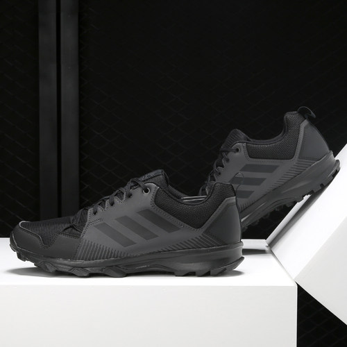 Adidas/阿迪达斯男子跑步鞋