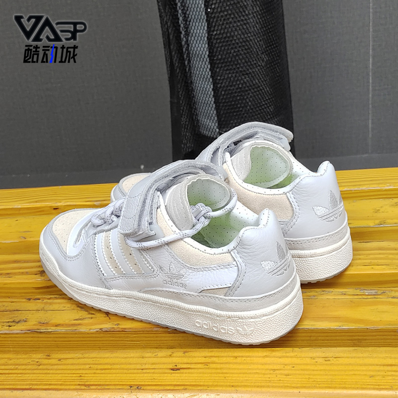 运动鞋Adidas/阿迪达斯