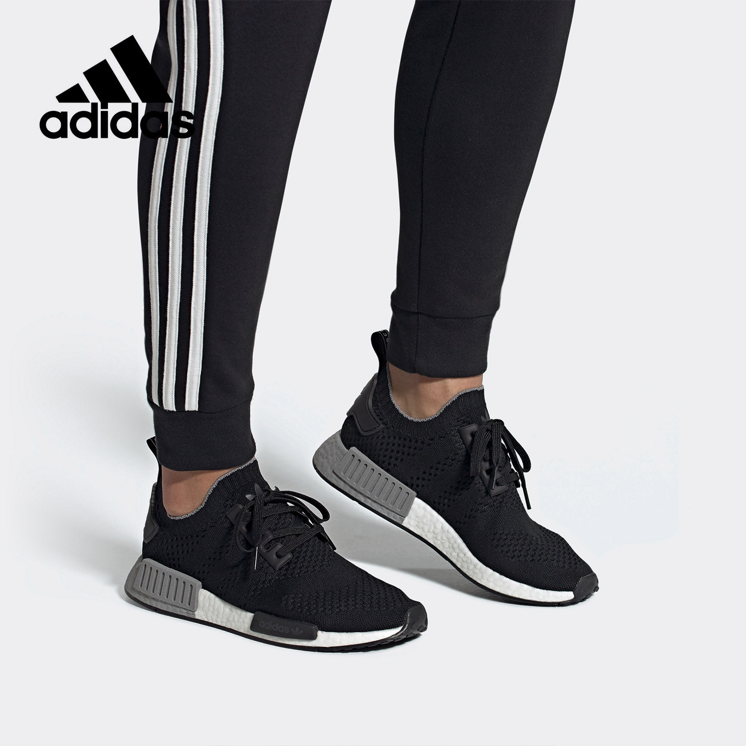 休闲鞋Adidas/阿迪达斯