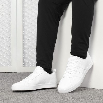运动休闲鞋Adidas/阿迪达斯