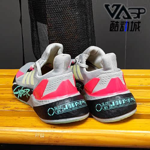 Adidas/阿迪达斯跑步鞋男女