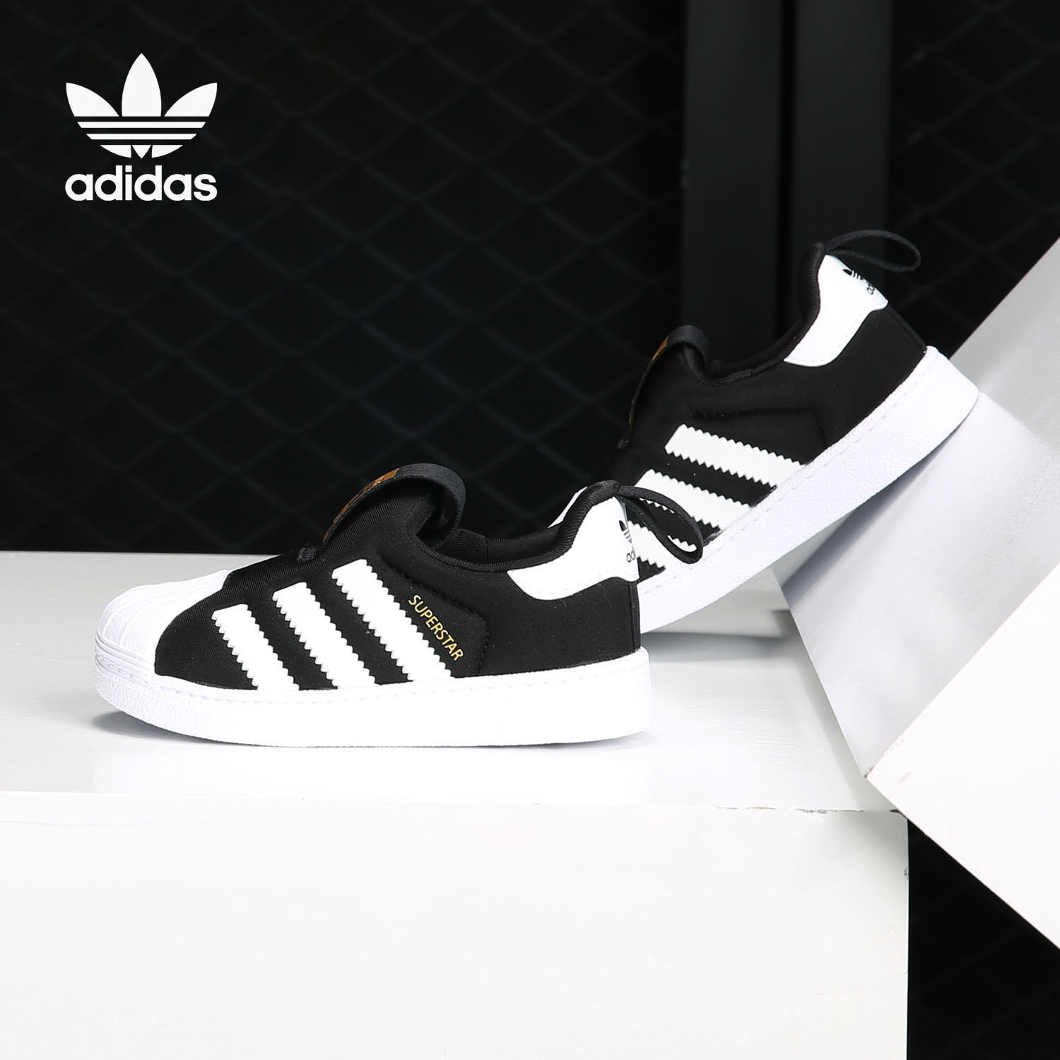 阿迪达斯儿童运动休闲鞋