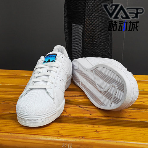 经典运动鞋Adidas/阿迪达斯