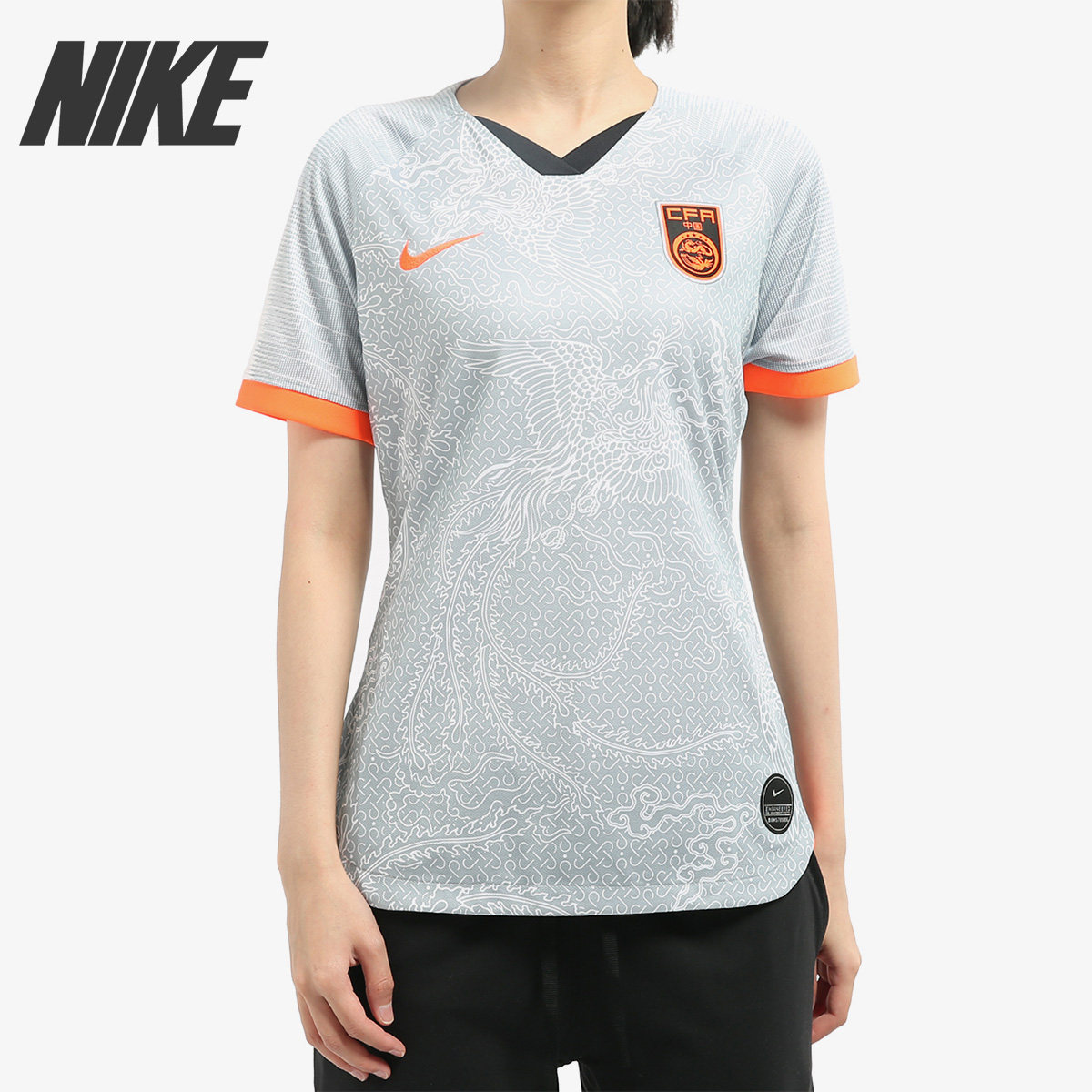 Nike/耐克正品女装夏季新款圆领休闲足球迷运动T恤AJ4399-012