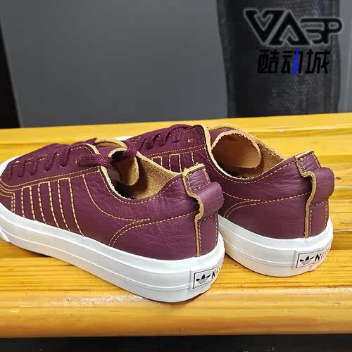 休闲运动鞋ADIDAS经典