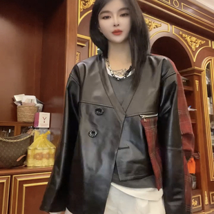 V领绵羊皮拼布外套宽松显瘦潮 真皮皮衣女短款 欧港妮2025春季 新款