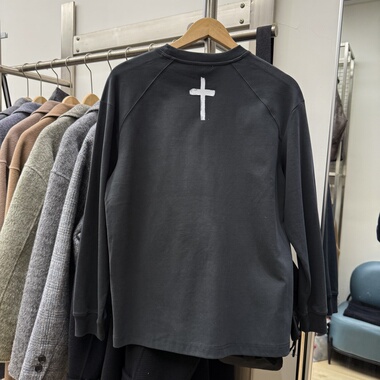 长袖T恤十字架印花高品质男女同款春秋款实图拍摄无修图主打真实