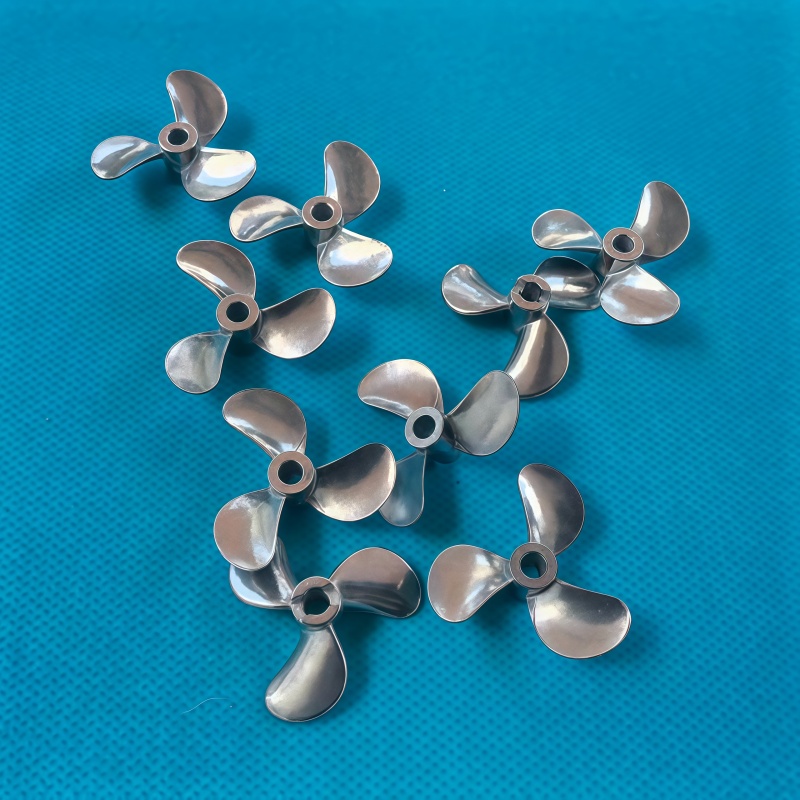 船模 三叶竞速桨4mm孔锌合金桨金色桨叶 拉网船打窝船全侵桨